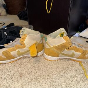 Nike sb dunks high fruity pack pineapple